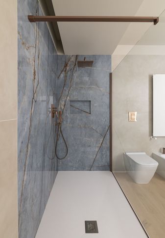 Bagno in stile contemporaneo di 8 di Diletta Villani Architetto Bagno in stile contemporaneo di 8 di Diletta Villani Architetto