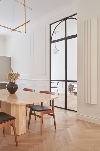 Sala da Pranzo in stile contemporaneo di 20 di AV Architettura
