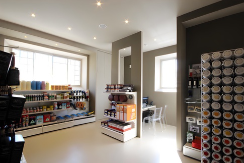Open Space in stile minimal di 950 di JFD Juri Favilli Design