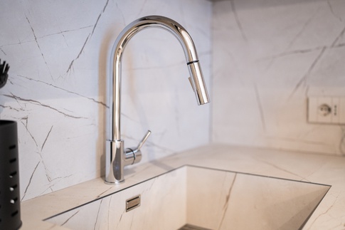 Open Space in stile contemporaneo di 18 di FCInteriorDesignStudio | Open Space in stile contemporaneo di 18 di FCInteriorDesignStudio |