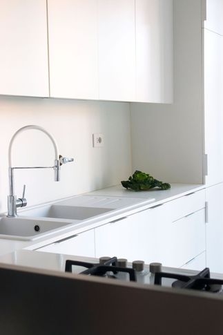 Cucina in stile eclettico di 20 di FLUSSO ~ Studio di Micol Zarola