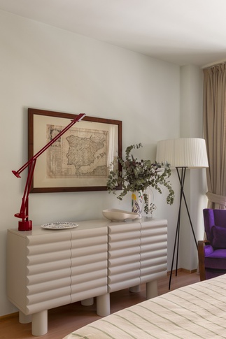 Camera da Letto in stile contemporaneo di 16 di Paper Plane design