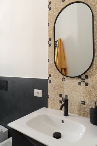 Bagno in stile contemporaneo di 3 di ARCHIELLE Bagno in stile contemporaneo di 3 di ARCHIELLE