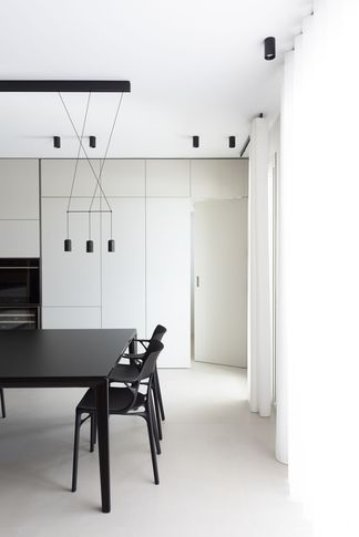 Open Space in stile contemporaneo di 40 di valeria ingrao architetto Open Space in stile contemporaneo di 40 di valeria ingrao architetto