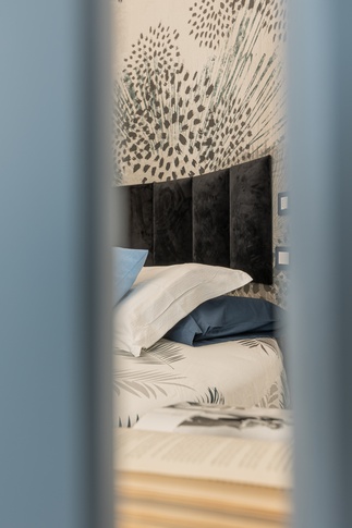 Camera da Letto in stile urban di 13 di Valentina Solera Architetto Camera da Letto in stile urban di 13 di Valentina Solera Architetto