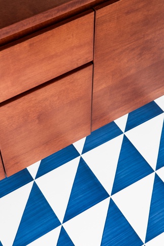 Bagno in stile contemporaneo di 25 di PERIMETRI studio Bagno in stile contemporaneo di 25 di PERIMETRI studio