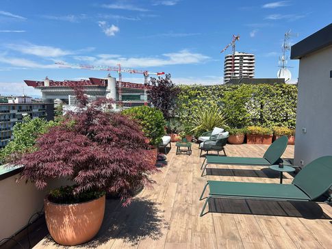Terrazza in stile moderno di 75 di Bossi Vigorito Building Interior