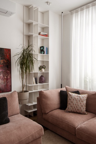Open Space in stile contemporaneo di 39 di kkarchitecture