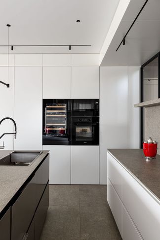 Cucina in stile contemporaneo di 30 di Maurizio Vesce  architettura