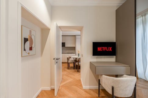 Camera da Letto in stile contemporaneo di 15 di FCInteriorDesignStudio | Camera da Letto in stile contemporaneo di 15 di FCInteriorDesignStudio |