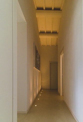 Camera da Letto in stile contemporaneo di 20 di Arch. Enrico Marradini