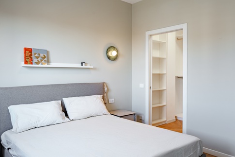 Camera da Letto in stile contemporaneo di 16 di Gianluca Chiocca Interior Design Studio