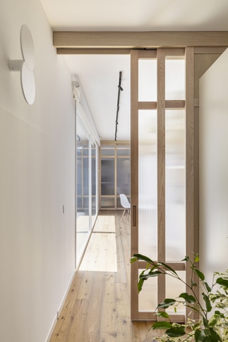 Corridoio in stile giapponese di 21 di Chantal Forzatti architetto