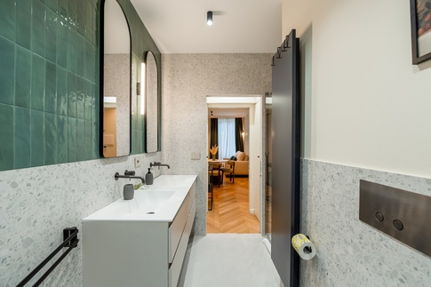 Bagno in stile contemporaneo di 5 di FCInteriorDesignStudio |