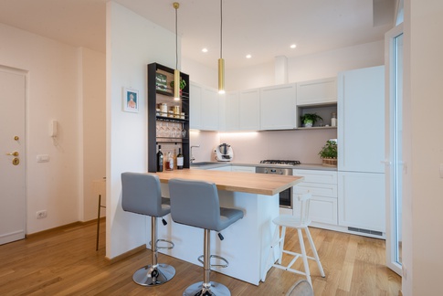 Cucina in stile contemporaneo di 7 di BB1 Architettura & Design