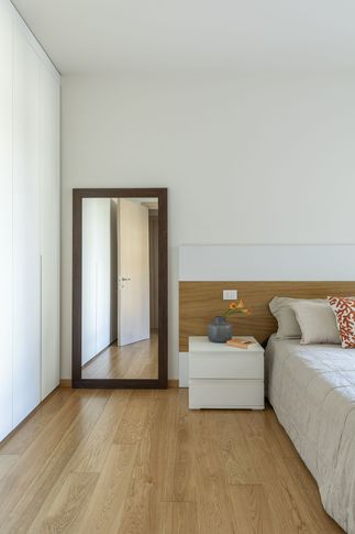 Camera da Letto in stile minimal di 18 di Arch. Simone Saporito