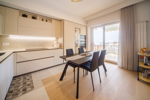 Open Space in stile contemporaneo di 40 di Carla Gatto Architetto