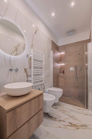 Bagno di Servizio in stile contemporaneo di 4 di Arch.j Floriana Ferraioli