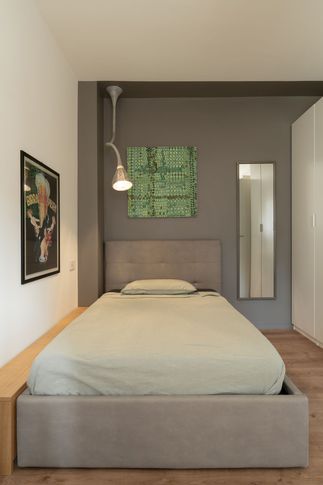 Camera da Letto in stile contemporaneo di 15 di Gambino Flamini | architetti