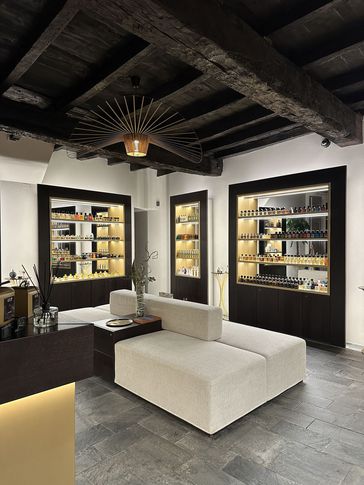 Open Space in stile contemporaneo di 60 di JFD Juri Favilli Design Open Space in stile contemporaneo di 60 di JFD Juri Favilli Design