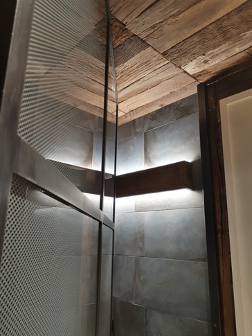 Taverna in stile moderno di 16 di Elena Vigano' Architetto