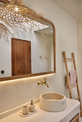 Bagno in stile tropicale di 12 di Riccardo Rubelli Architetto Bagno in stile tropicale di 12 di Riccardo Rubelli Architetto