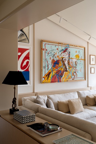 Soggiorno in stile contemporaneo di 50 di Studio Gaetano Riccardelli