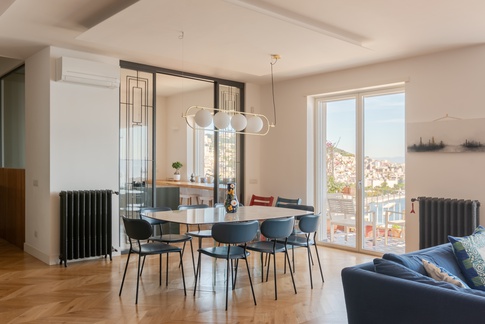 Open Space in stile contemporaneo di 65 di Rossella Fiorillo architetto