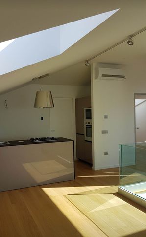Cucina in stile contemporaneo di 30 di A and A - Architettura & Interior Design