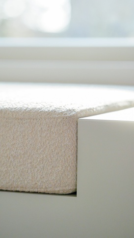 Soggiorno in stile contemporaneo di 30 di Easy Living