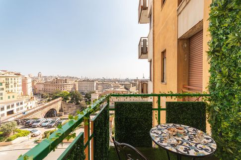 Balcone in stile minimal di 8 di AMIRDSNR
