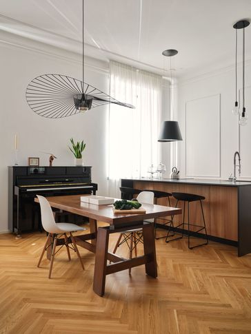 Open Space in stile transitional di 40 di Ciliegio Esterno