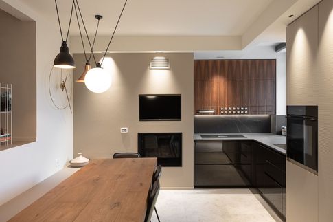 Cucina in stile contemporaneo di 20 di Abitacolo Interni Cucina in stile contemporaneo di 20 di Abitacolo Interni