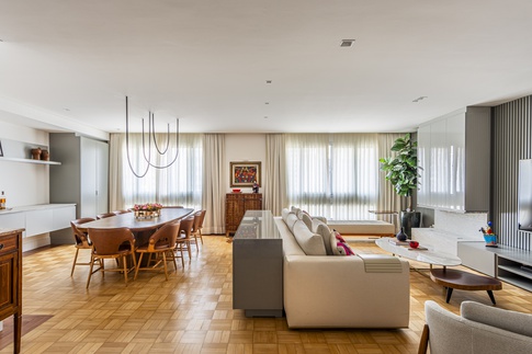 Soggiorno in stile moderno di 70 di Guzlive