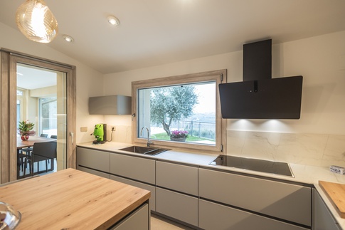 Cucina in stile moderno di 13 di Architetto Zavagnini Daniele