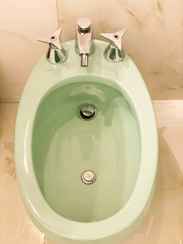 Bagno in stile anni '50 di 8 di Giada Ileana Bagno in stile anni '50 di 8 di Giada Ileana