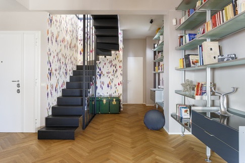 Ingresso in stile contemporaneo di 28 di Valentina Varricchio Architetto Ingresso in stile contemporaneo di 28 di Valentina Varricchio Architetto