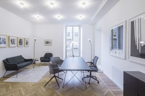 Studio in stile contemporaneo di 240 di Studio 3Mark Studio in stile contemporaneo di 240 di Studio 3Mark