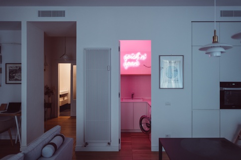 Lavanderia in stile contemporaneo di 4 di L’usine