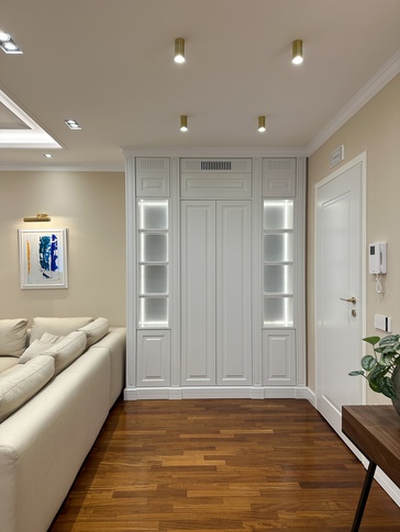 Soggiorno in stile contemporaneo di 47 di Studio Gaetano Riccardelli