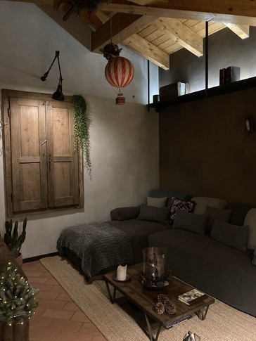 Soggiorno in stile soft industrial di 18 di Easy Living