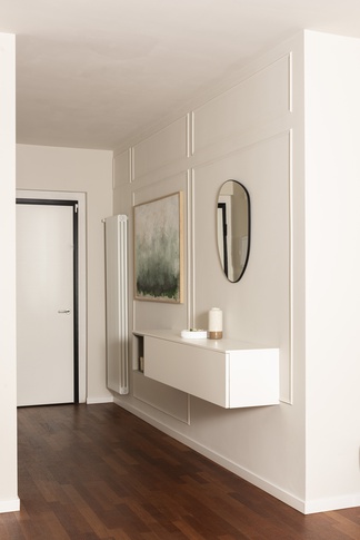 Ingresso in stile contemporaneo di 4 di EasyRelooking srls Ingresso in stile contemporaneo di 4 di EasyRelooking srls