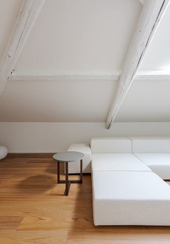 Open Space in stile moderno di 32 di NOMADE ARCHITETTURA