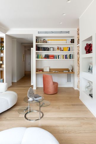 Open Space in stile contemporaneo di 50 di Architetto Sara Edalatkhah