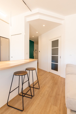 Open Space in stile contemporaneo di 33 di Micro Interior Design Open Space in stile contemporaneo di 33 di Micro Interior Design