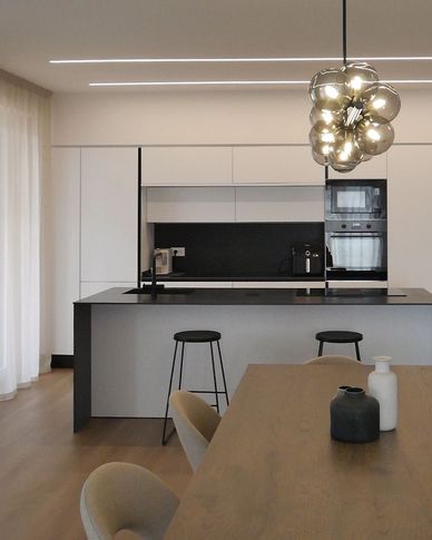 Open Space in stile contemporaneo di 60 di LGA Architettura