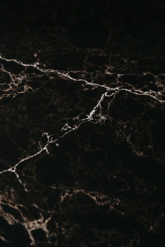 Open Space in stile minimal di 100 di Architetto Michelangelo Todisco Open Space in stile minimal di 100 di Architetto Michelangelo Todisco