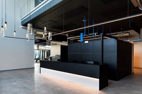 Open Space in stile moderno di 6000 di Lorenzo Franzi | Fotografia