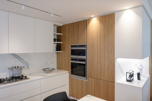 Open Space in stile contemporaneo di 43 di JESSICA PIGNATTA ARCHITETTO