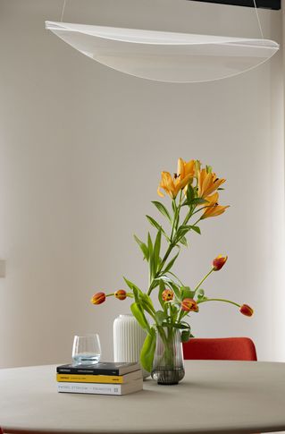 Open Space in stile contemporaneo di 50 di Michela Cordisco Studio